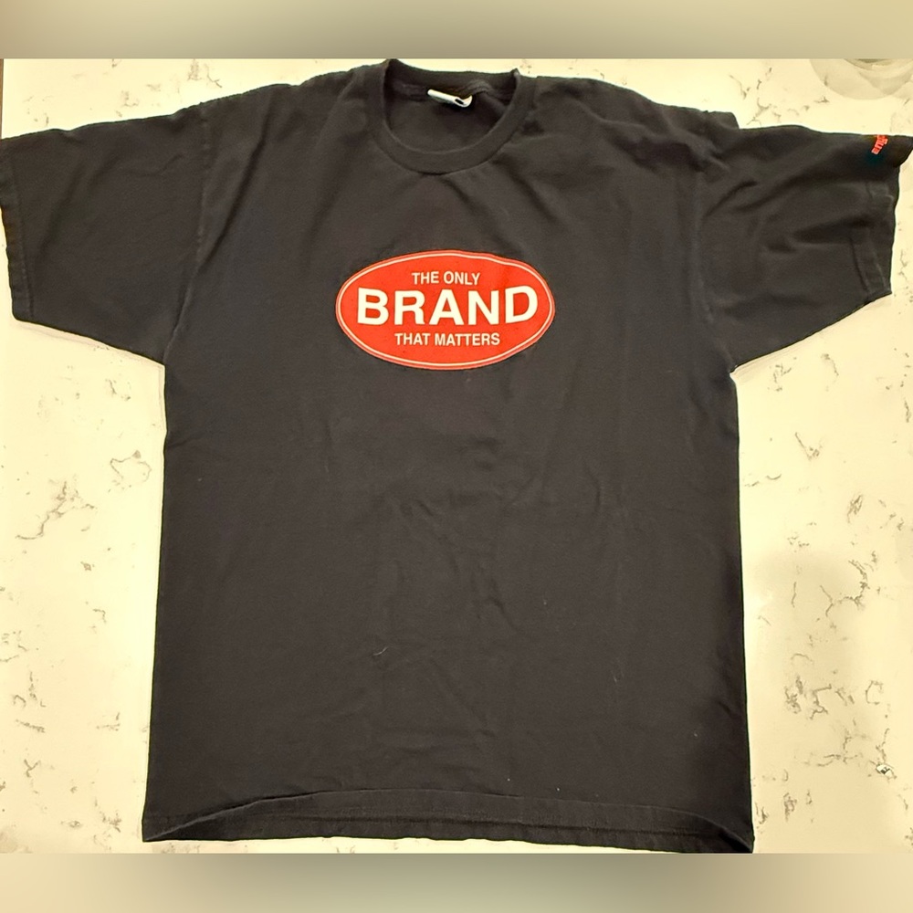 Anything Graphic‎ T Shirt Size Large